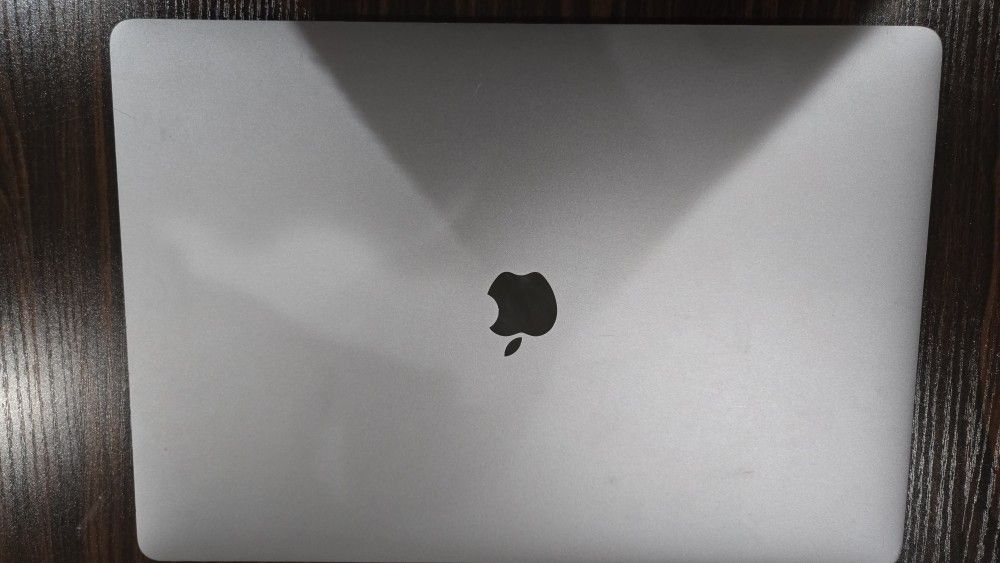 MacBook Pro 2019 16"