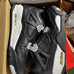 Jordan 4 Retro Oreo Size 9 Men’s