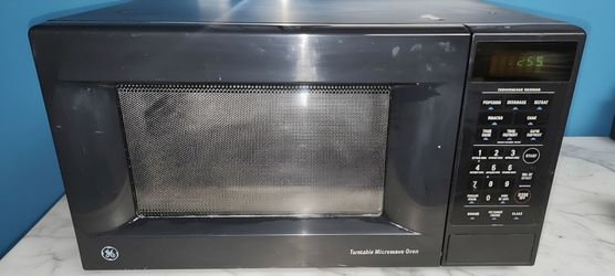 GE Countertop Turntable Microwave Oven - Black