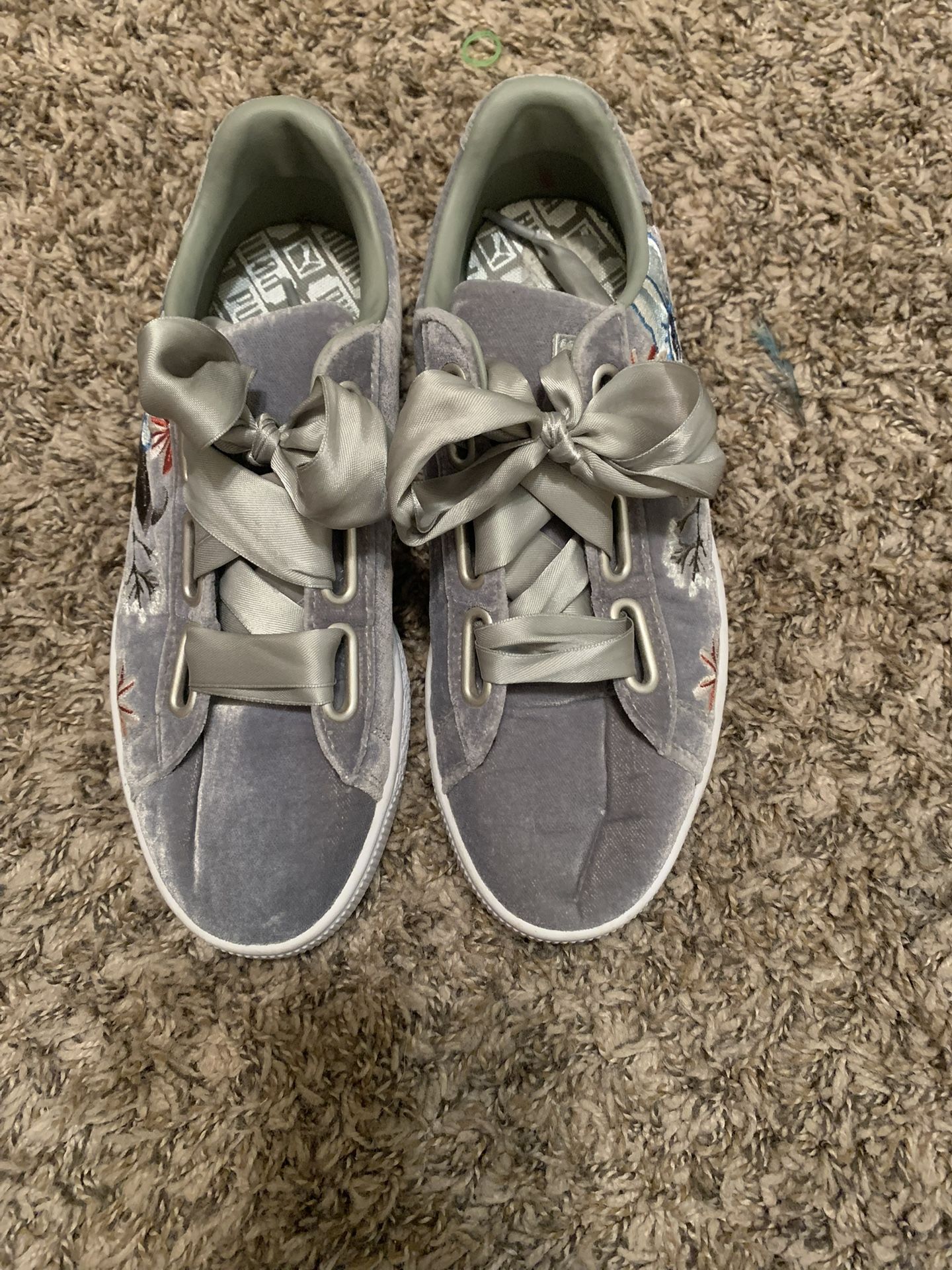 Womens Puma Shoes