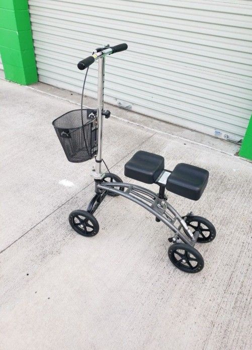 Like NEW Drive Knee Scooter Excellent Condition Holds Up To 300Lb