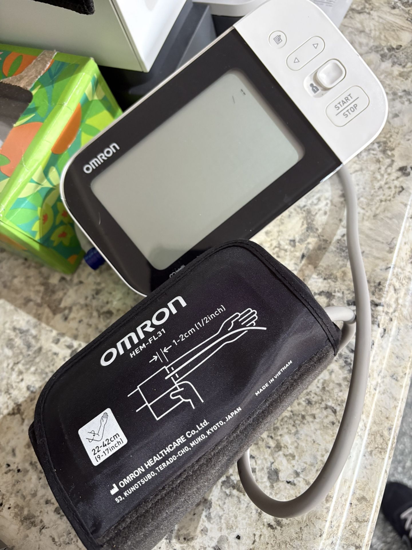 BLOOD PRESSURE CUFF & MACHINE