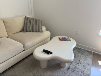 White Coffee table