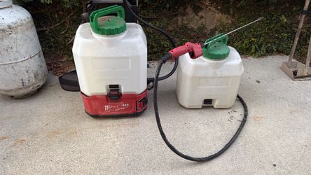 Milwaukee sprayer