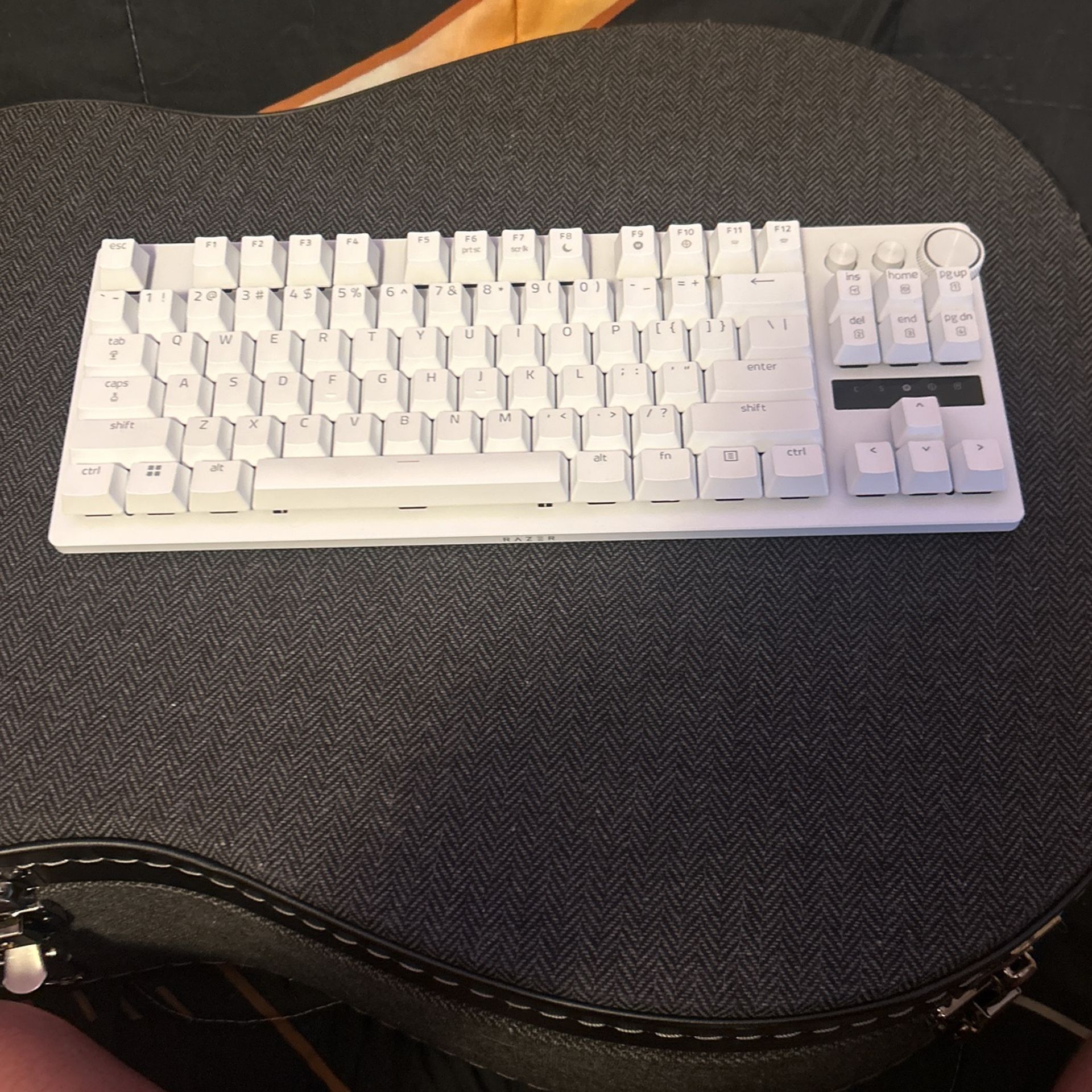 Razer Huntsman V3 Pro Tkl White