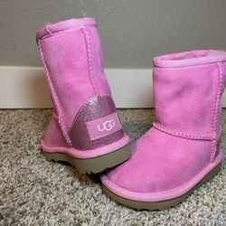 Ugg Kids Size 7