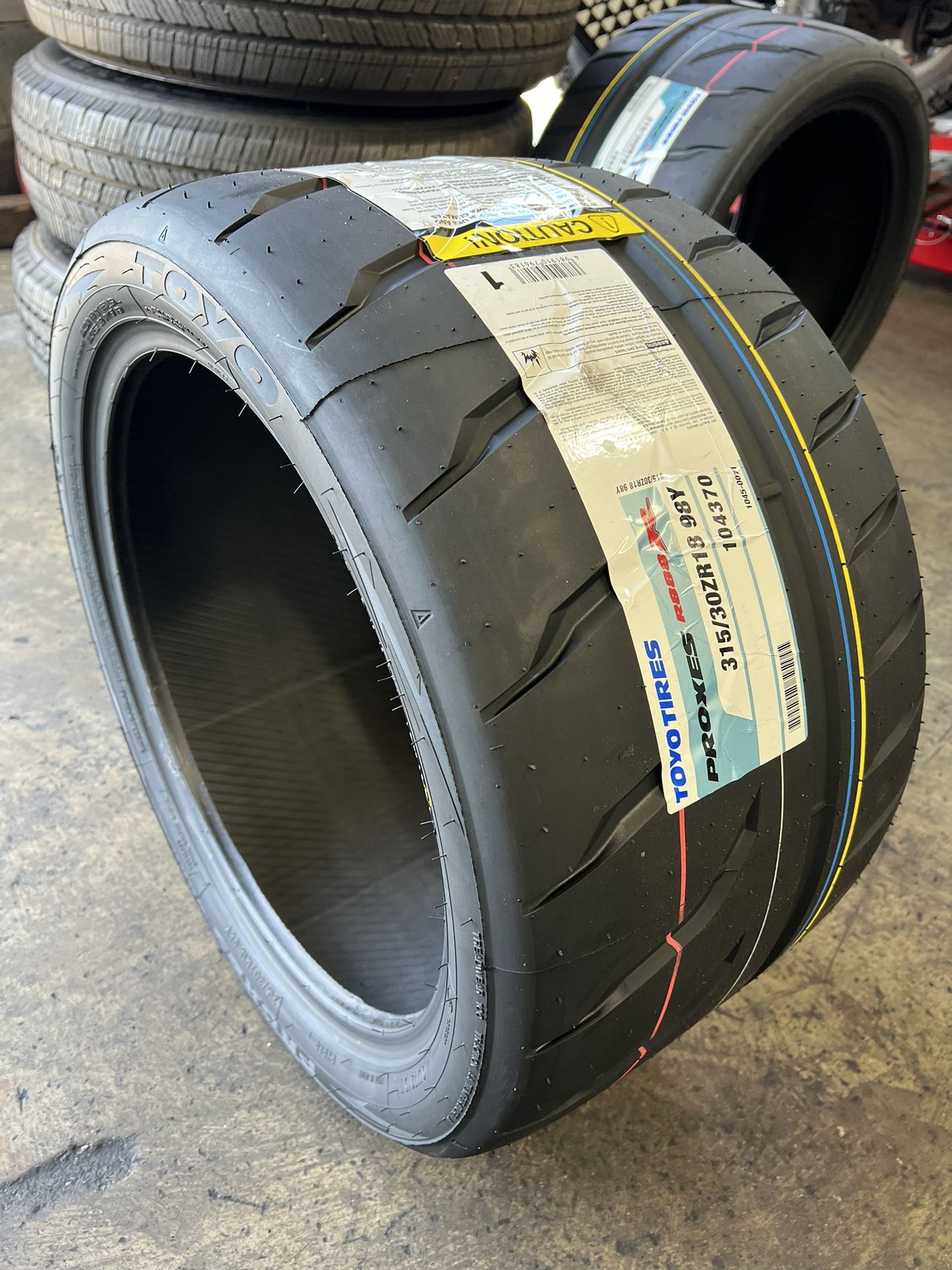31530ZR18 Toyo Proxes R888R *$315 EACH SPECIAL PRICE* for Sale in ...