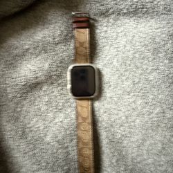 Apple Watch Series 8