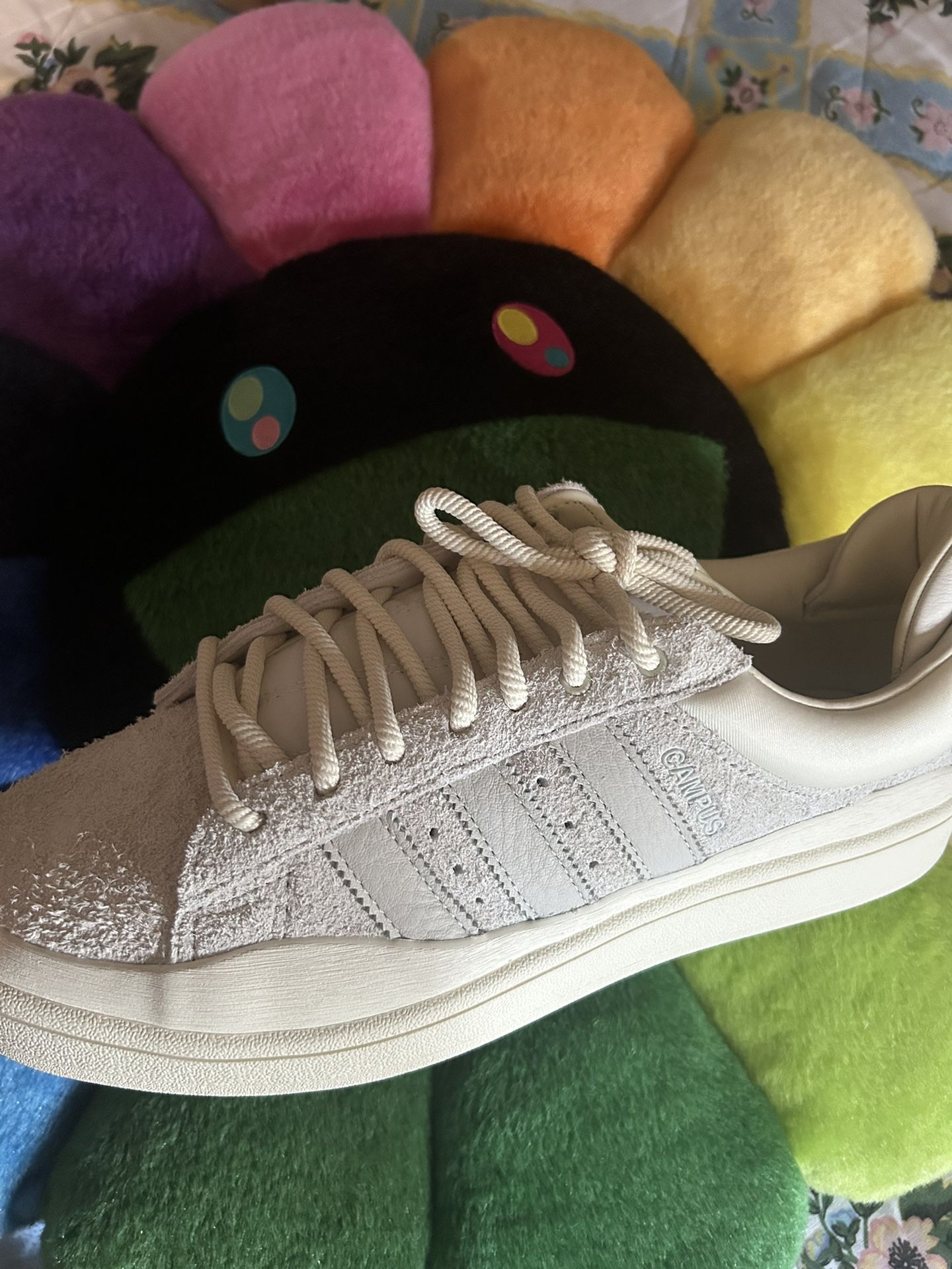 Bad Bunny “Campus Light” Size 10