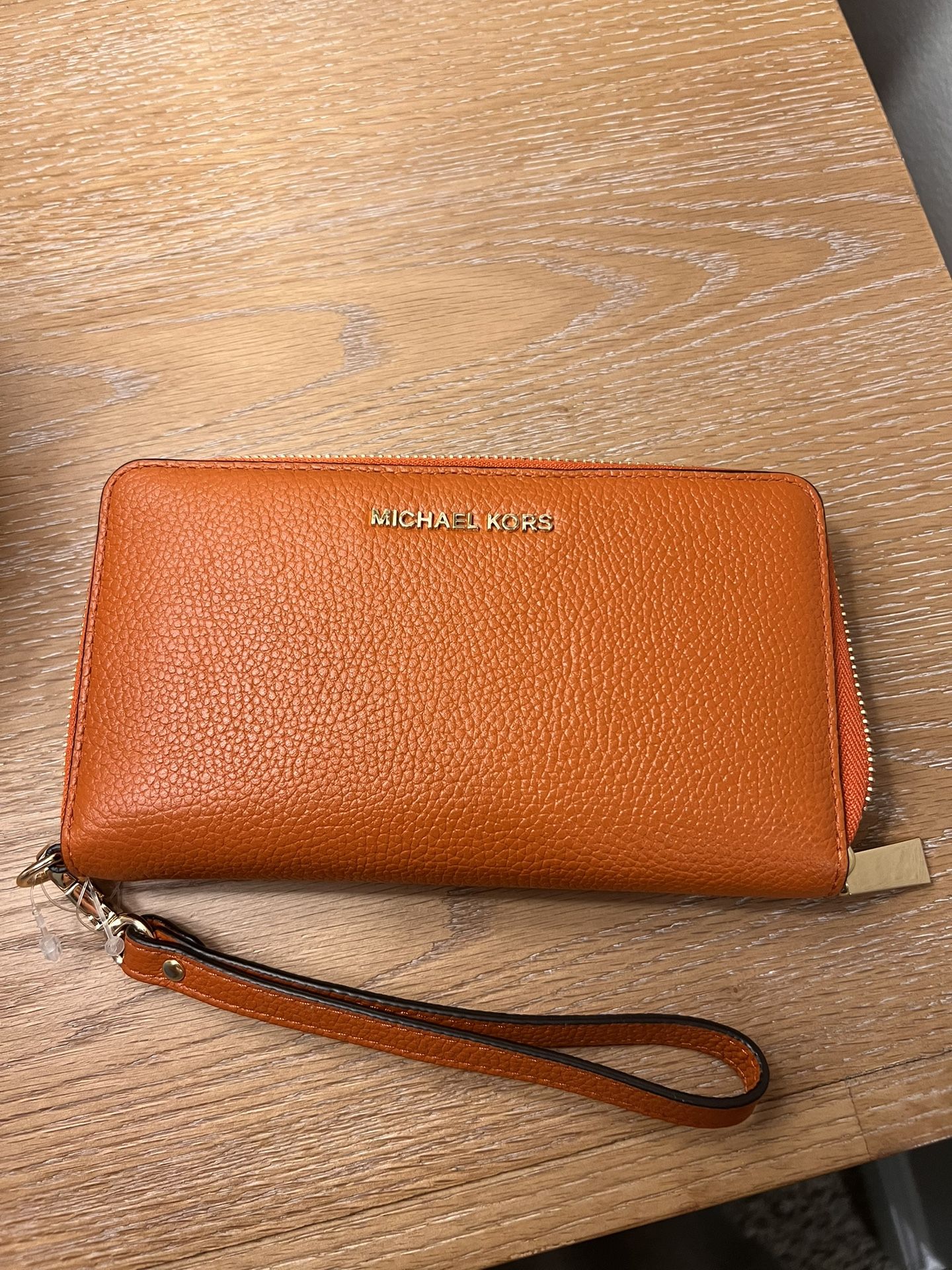 New Michael Kors Wristlet Wallet 