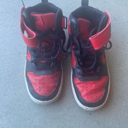 Boys Jordan’s Nike Shoes Size 4 Youth