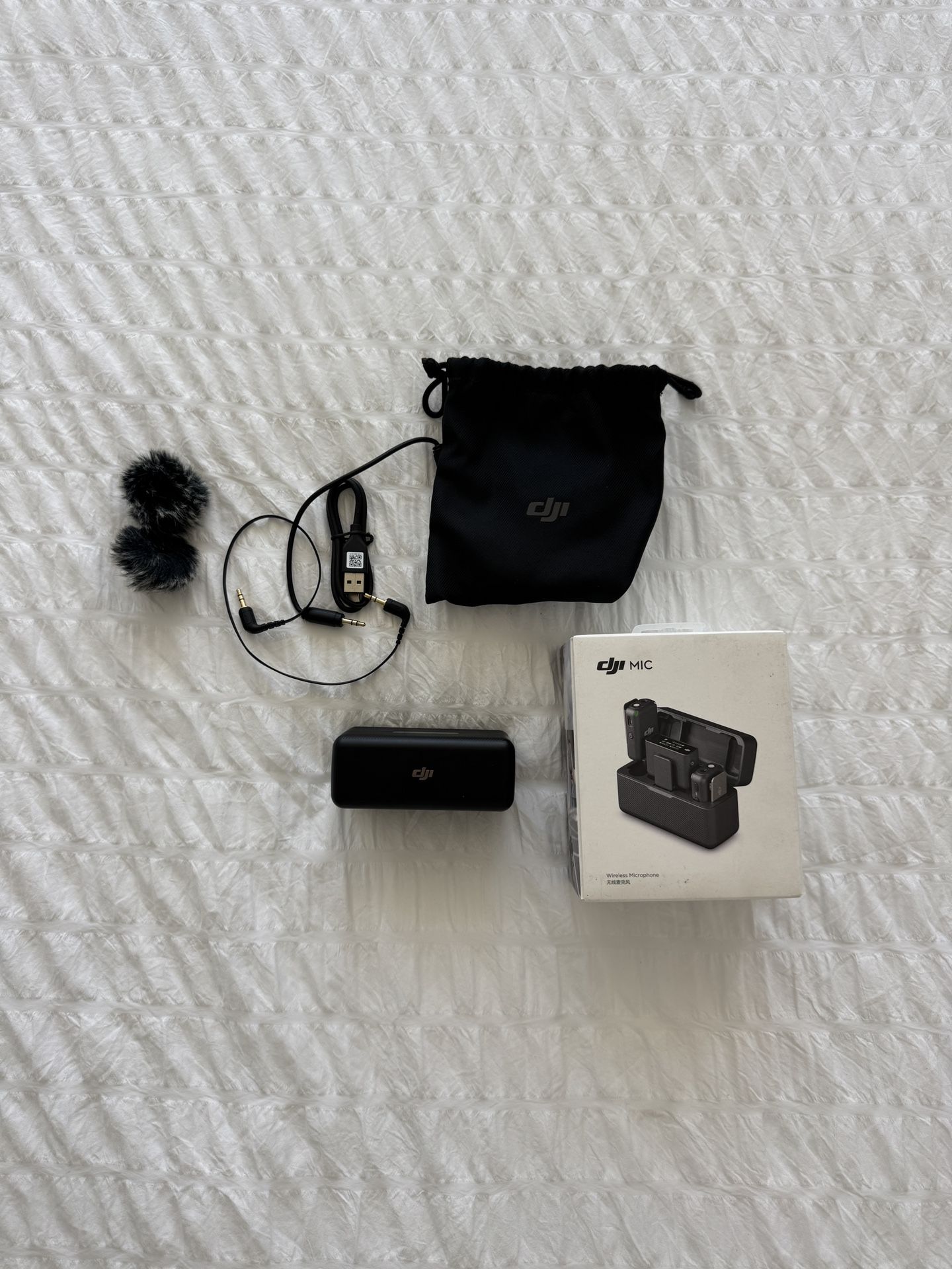 DJI Mic 1 Wireless Microphone System - Complete Set