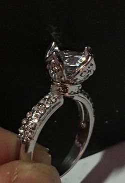 Beautiful bridal wedding engagement promises ring