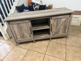 TV Stand/ Entertainment Center, Farmhouse. 62Wx19.5Dx32H