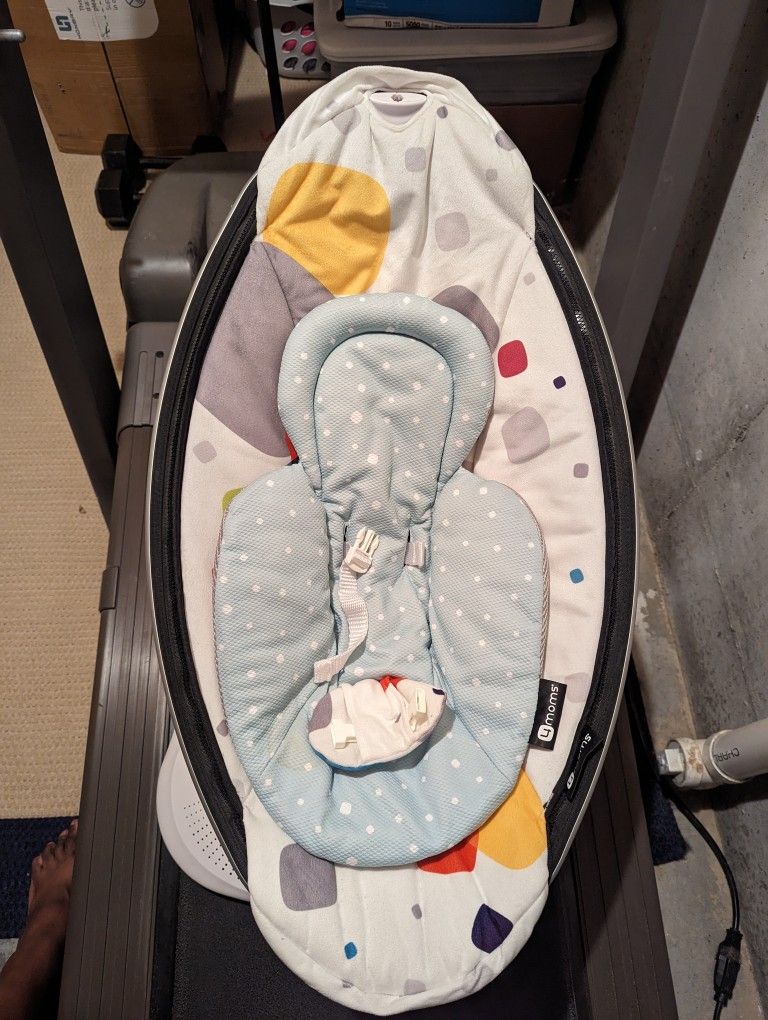 4moms mamaRoo Multi-motion Baby Swing