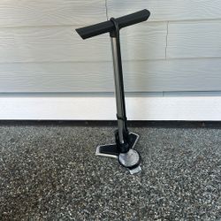 Giant Control Tower Boost Bike Pump