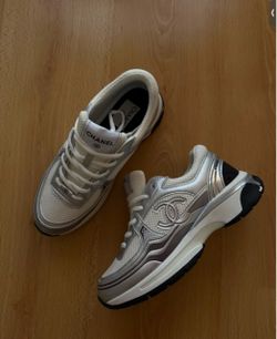 Chanel runners