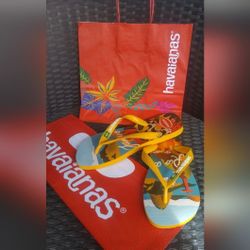 Top Post Card Print Flip Flops