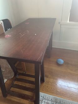 Free Dark Wood Rectangular Dining Table