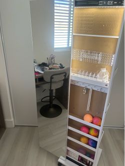 Armoire Jewelry Stand