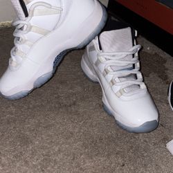 Jordan 11 “Columbia/Legend Blue” Fits 8.5-9