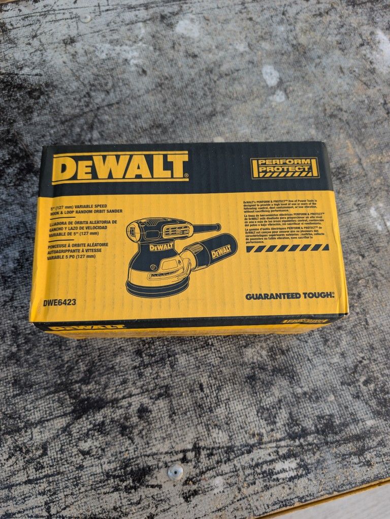 DeWalt Orbital Sander 