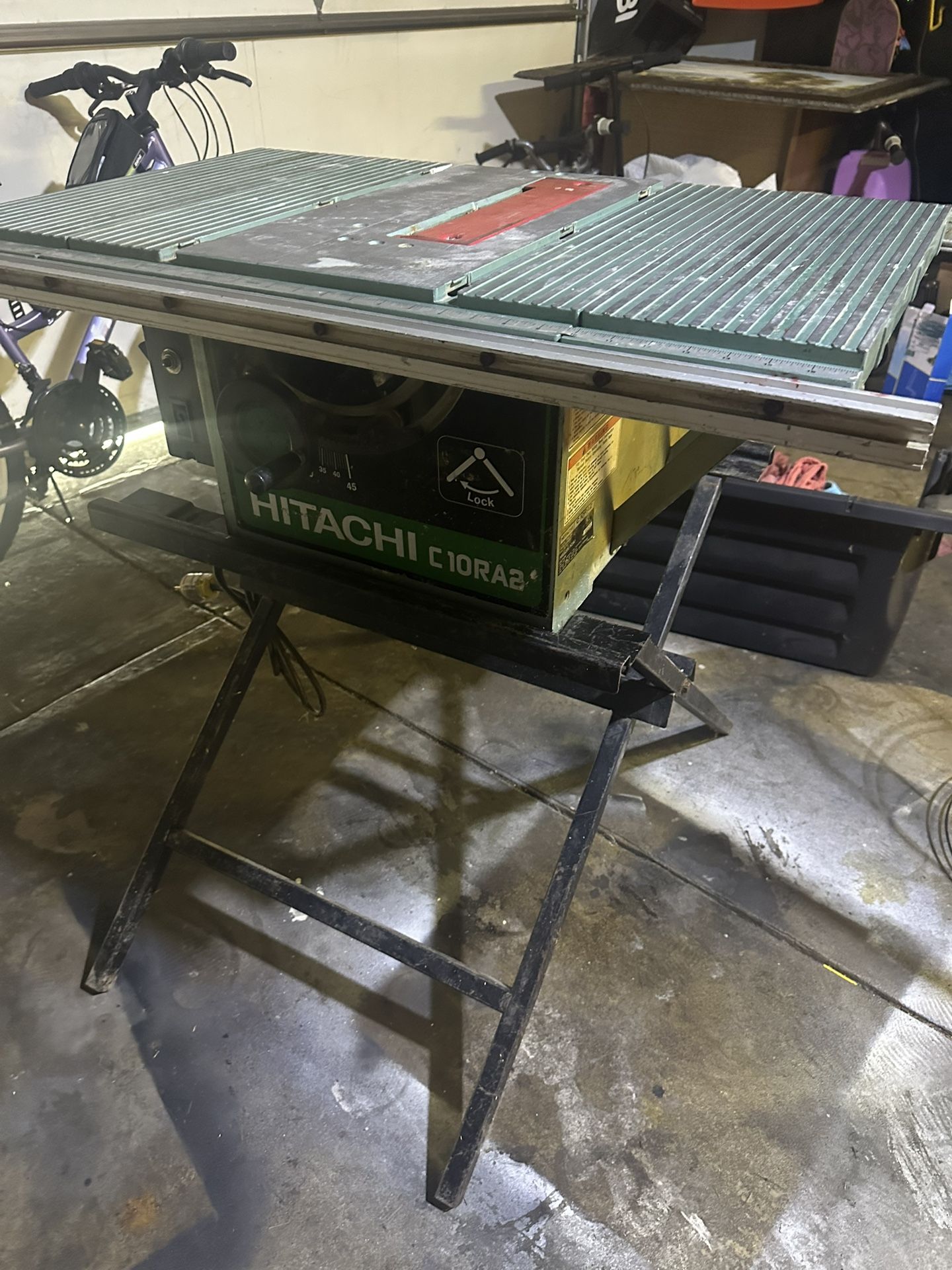 Hitachi C10RA2 Portable Table Saw With Stand