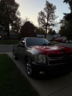 Chevy Silverado single cap