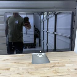 💻 Apple Thunderbolt Display (27-inch) – Excellent Condition – $175