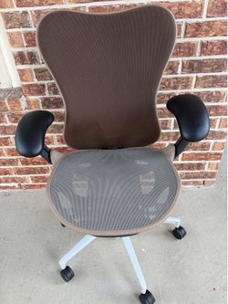 Herman Miller Mirra 2 light brown color in New condition (Model 2023)
