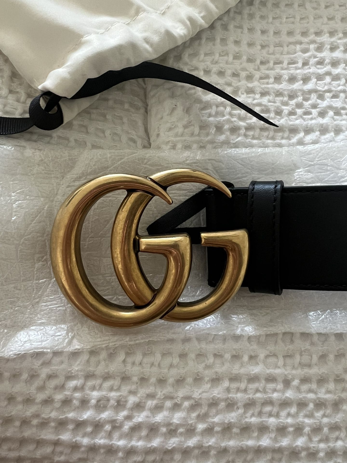 Women’s Gucci belt 