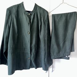 Erin London 2-Piece Green Women’s Size 2X Faux Suede Pantsuit - EXCELLENT COND.
