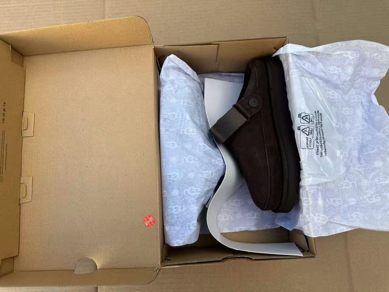 UGG WOMEN'S Sneakers