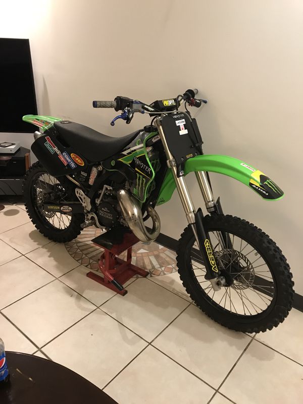 kawasaki dirt bike dealers near me