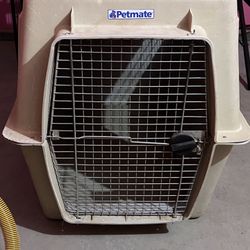 Giant Kennel Petmate Dog Carrier Kennel
