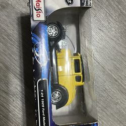 The Maisto Special Edition 1:24 1929 Ford Model A in yellow