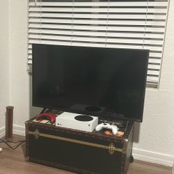 40 inch FULL HD Vizio smart tv