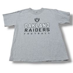 Oakland Raiders Shirt Size Large 14/16 Kids NFL Apparel Football Graphic T-Shirt Measurements In Description 