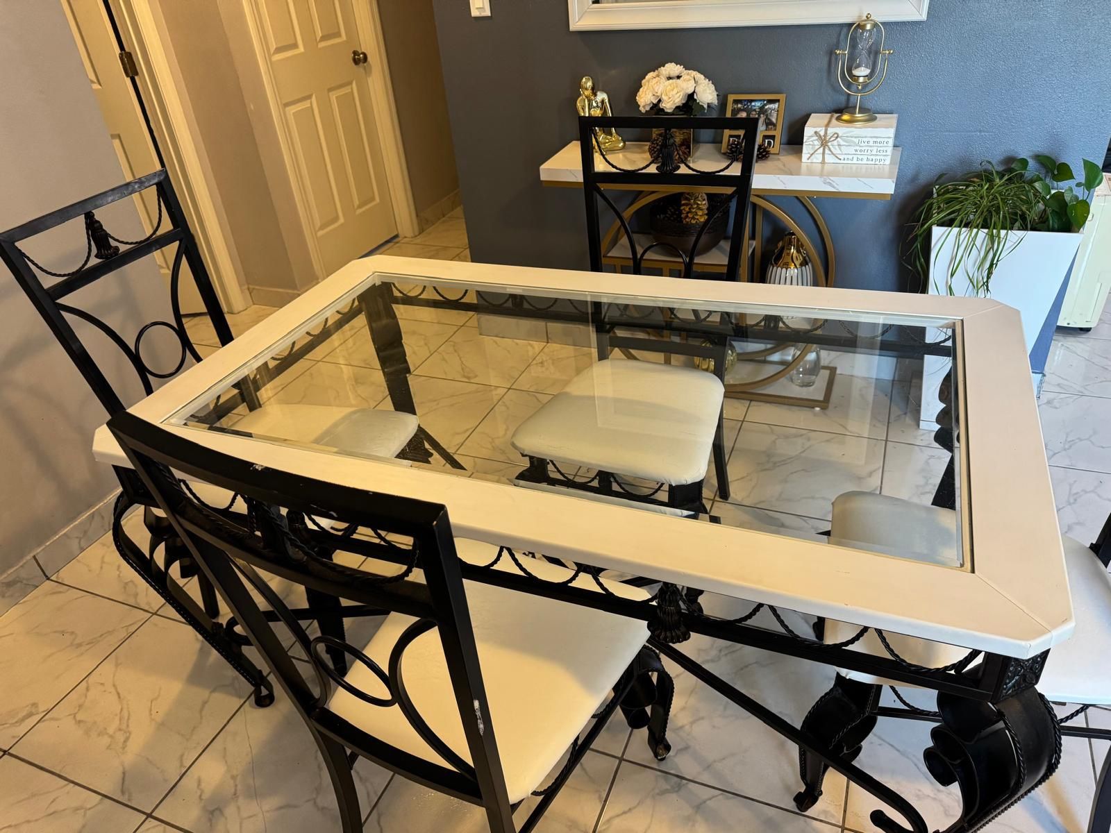 Dining Set / Juego de Comedor