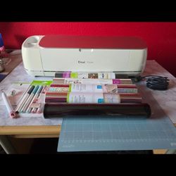  "Brand New Cricut Maker with Tools, Mats, and Vinyl Bundle – Never Used!"
