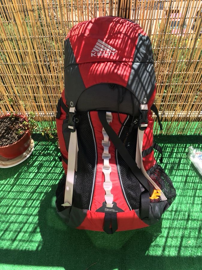 kelty 3600 backpack Kelty Storm 3600, fast hydration backpack the stores a night's worth of  gear w-3liters hydration for Sale in Dallas, TX