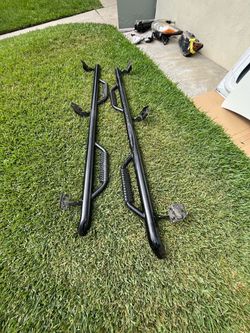 Side steps Dodge ram 1500