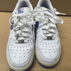 Nike Air Force 1 '82 Men’s Triple White n blue Leather Shoes Size 6Y 
