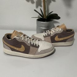 Jordan 1 Low SE Shoes Size 9