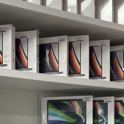 16”MacBook Pro M1 Max 32gb Ram TB SSD 