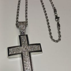 Brand New 24 Inch Rope Chain W/Pendant 