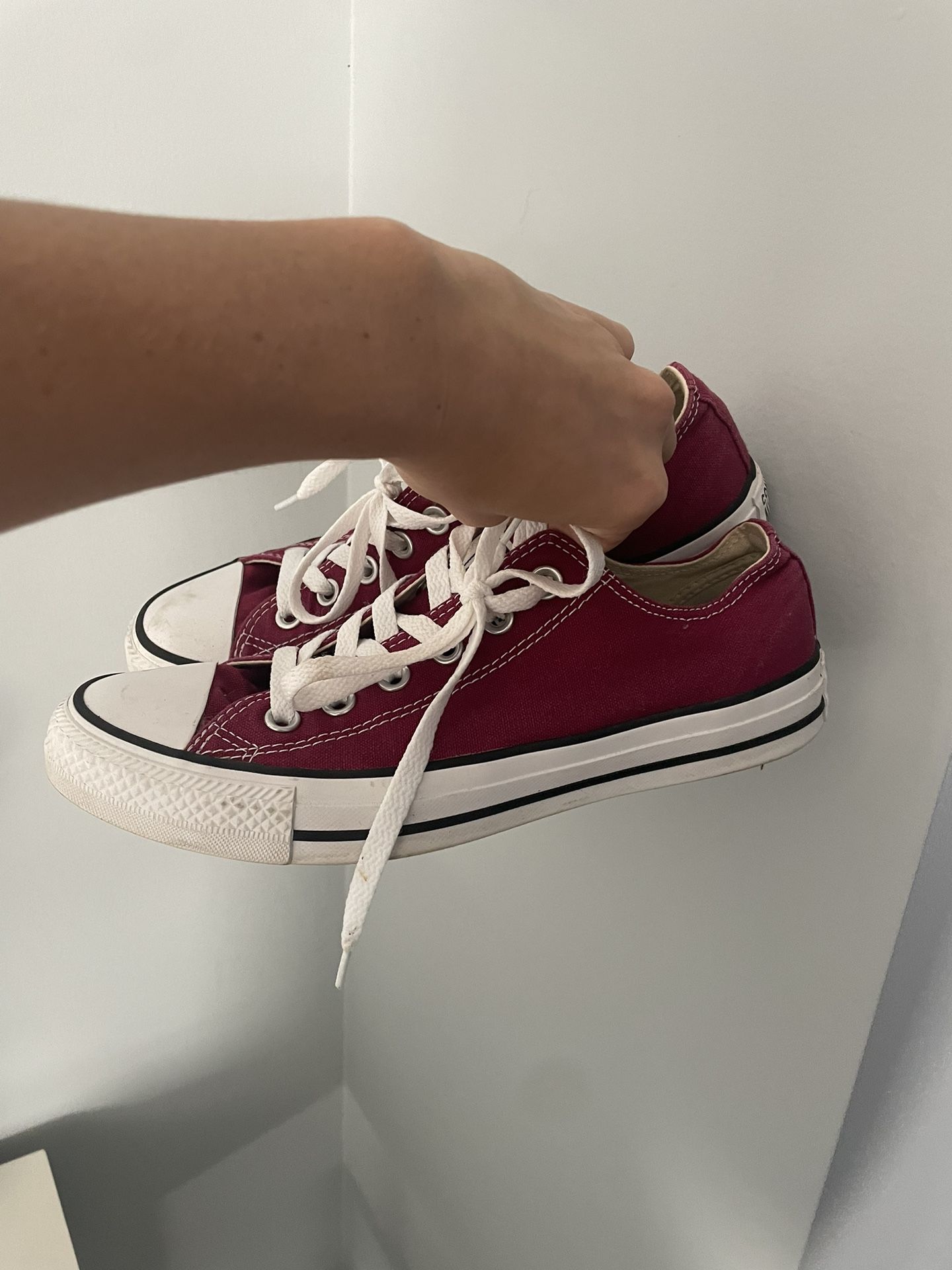 converse size 8 womens