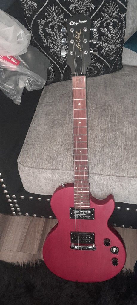 Les Paul Guitar Brandnew