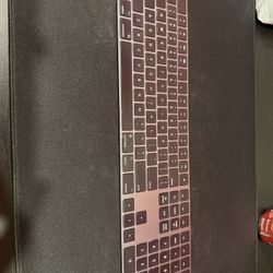 Apple Magic Keyboard (Lightning Port)