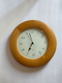 Quartz Two Tone Solid Wood Clock Wall Mount Battery Operated 12"